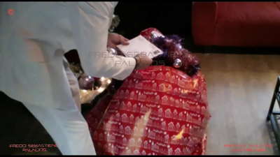 Mami, kaptam a karácsonyi ajándékom szőrös szőke mami szuka nagy segg őrülten kakas